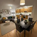 Near 3arena And Port Appartement *