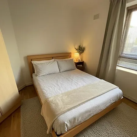 Near 3arena And Port * Dublin